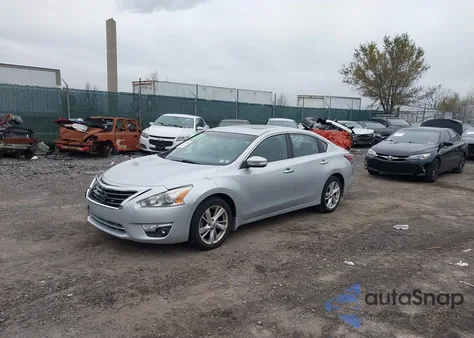 2015 Nissan Altima 2.5 Sv from USA, damaged, VIN 1N4AL3AP0FC233298
